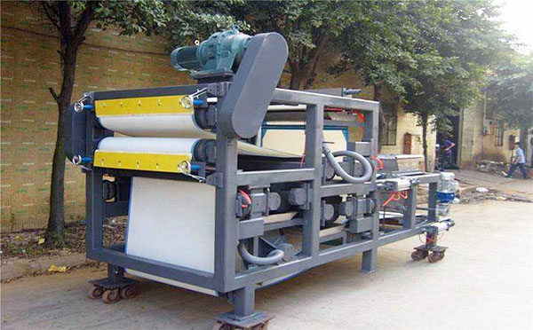 皮革廠污泥脫水帶式壓濾機(jī) 皮革廠污泥脫水帶式壓濾機(jī)