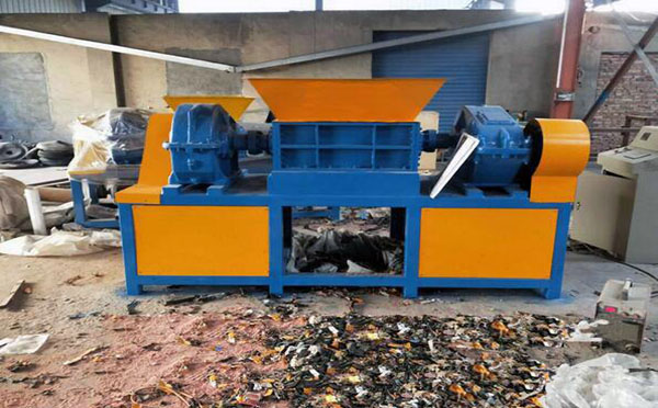 廢舊家具撕碎機 廢舊家具撕碎機